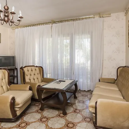 Apartamento Vesna Komunela