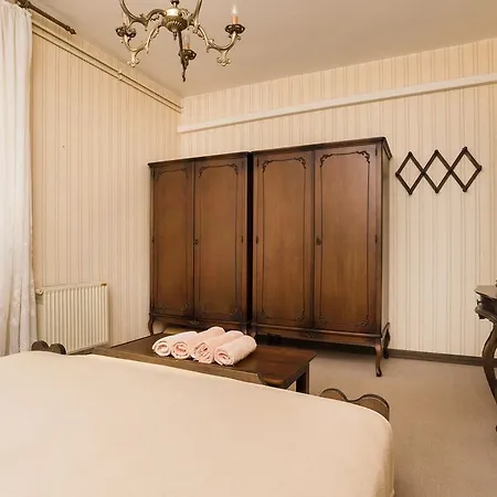 Vesna Komunela Apartamento