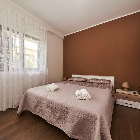 Vesna Komunela Apartment
